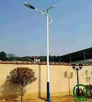 裝太陽能路燈還是市電路燈，這么選不糾結
