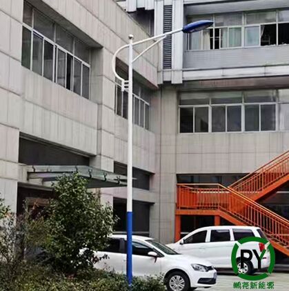 保定學校太陽能路燈怎么裝合適